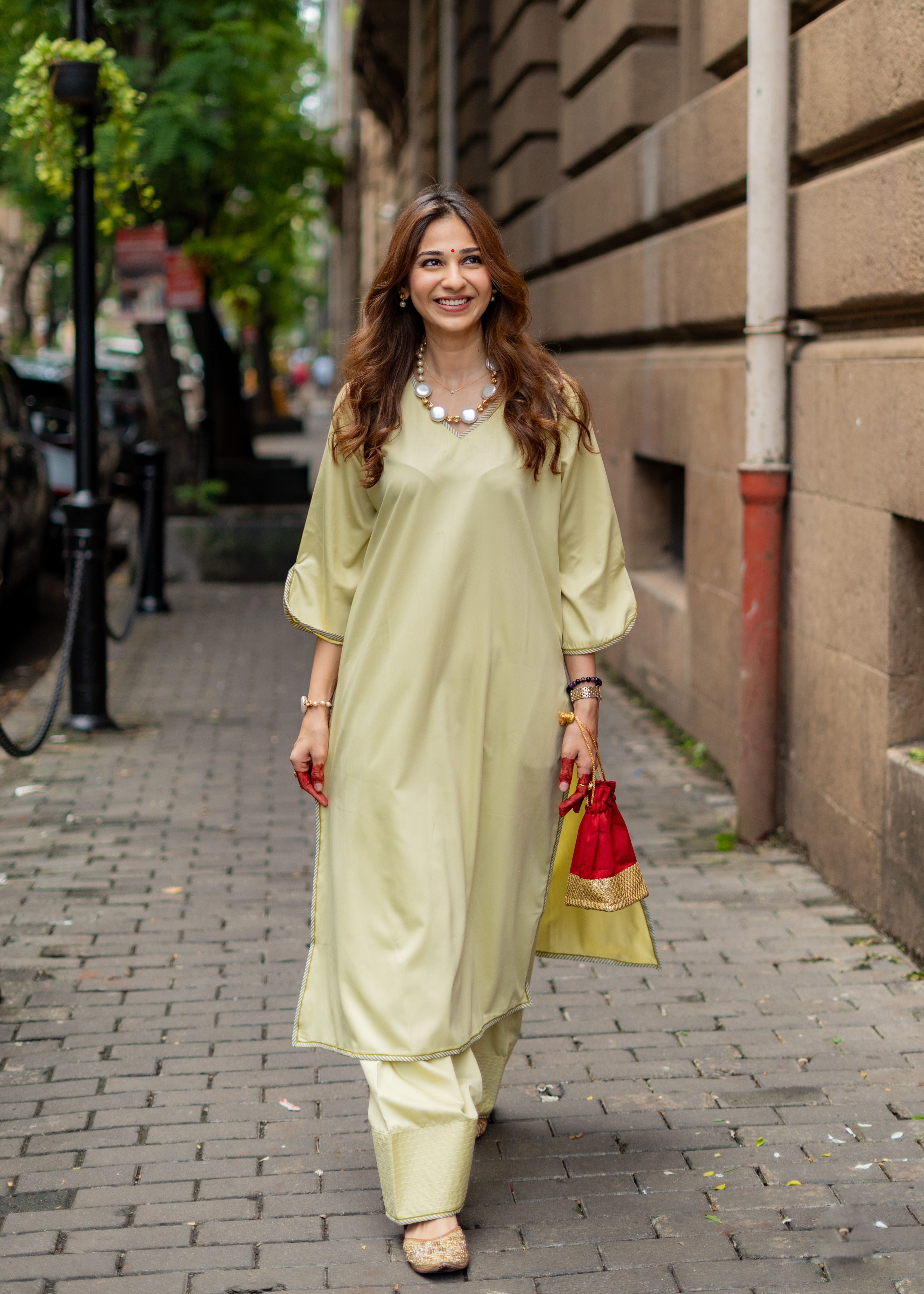 Green Farshi Salwar with Kurta and Chanderi Baadla Dupatta ( Full Set )